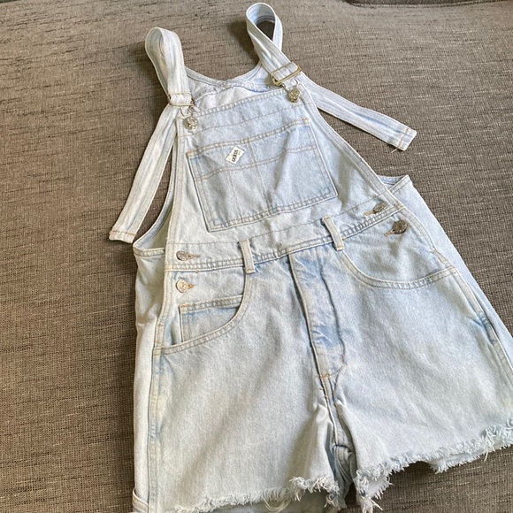 Guess Shorts Vintage Guess Light Wash Triangle Patch Overalls